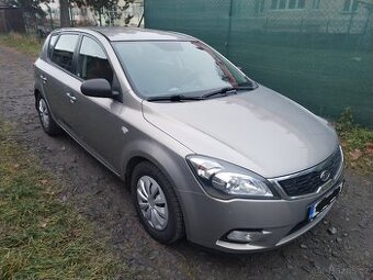 Kia Ceed 1.6 benzín+LPG, 6KVALT-KOUP. ČR,CEBIE,PO SERVISU