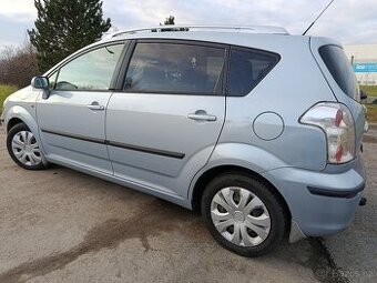 Toyota Corolla verso 1.8 Benzín + Lpg