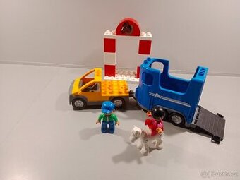 Lego duplo přeprava koní