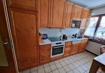 Kuchyňská linka z masivu se spotřebiči,6077