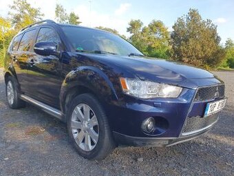 Mitsubishi Outlander 4x4 rv 2011 2.2 DI-D, Automat, 7-místný