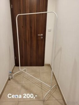 Věšáky na ramínka