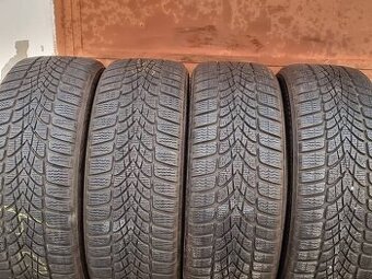 Zimní pneumatiky Dunlop 225 50 17 94H ještě pěkný vzorek -..