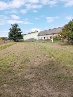 Prodej stavebního pozemku - 1