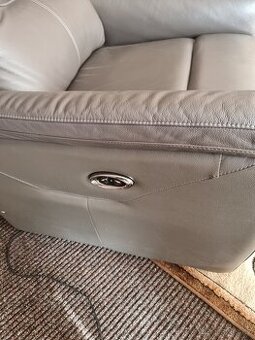 Prodám polohovací elektrické křeslo