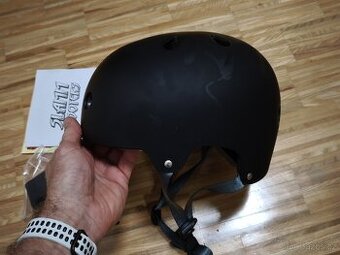 Slamm - Logo Helmet Black - helma + samolepky