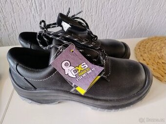 Pracovní boty cxs 42 nové