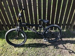 Bmx Mongoose legion l10 black