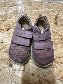 Dětská kožená celoroční obuv na donošení