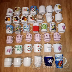 Prodám různě staré české porcelánové hrnečky 40 kusů, Thun