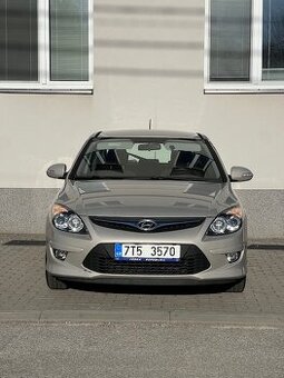 Hyundai i30 1,4 KLIMA ALU KOLA