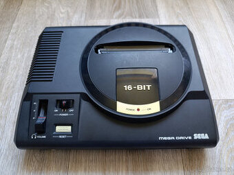 Sega Mega Drive - samotná konzole - nefunkční