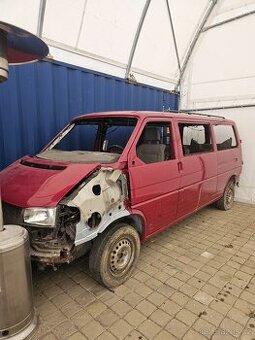 T4 Caravelle long syncro , 2,5,TDI rok 2003
