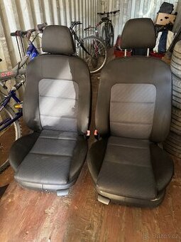 Sedadla golf 4