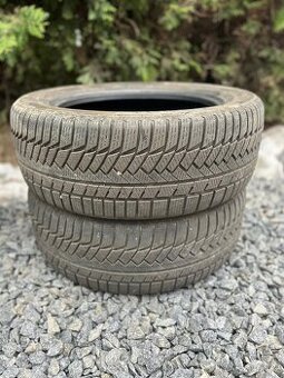 Pneu 235/55/R17 Continental