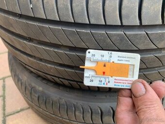 Michelin 2 x 225/45R18 Super stav