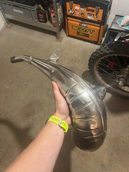 Výfukové koleno na Gas Gas/Husqvarna/KTM