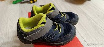 Decathlon tenisky boty 29