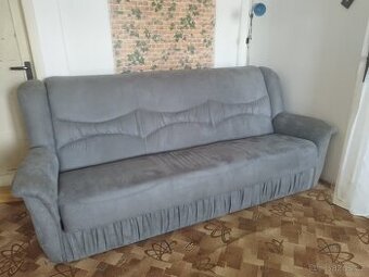 Prodám zachovalý gauč - 1
