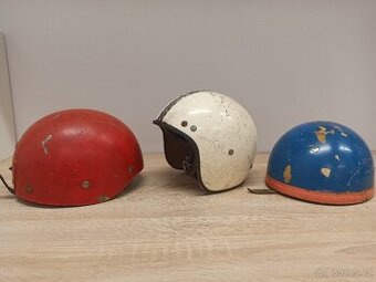 Retro přilba/přilby kokos, kokoska, žalud