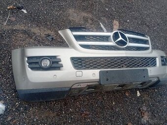 MERCEDES BENZ GL X164 PŘEDNÍ NÁRAZNÍK NA RV 2006-2010
