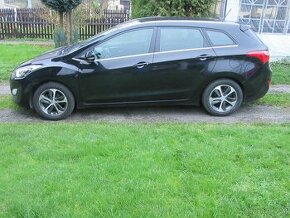 HYUNDAI I30 1.6 DOHC 88kw.r.v.2015 nové v čr.