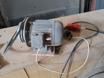 Motor - 1