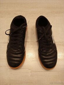 Sálové boty / sálovky Umbro vel. 38,5 - 1