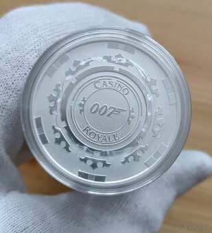 Stříbrná mince 1oz Casino Royale 007...