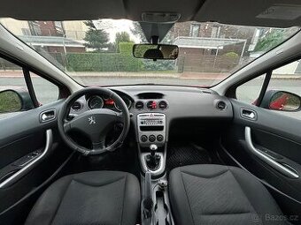 Peugeot 308 1.4i 16V 70kW STK 8/27