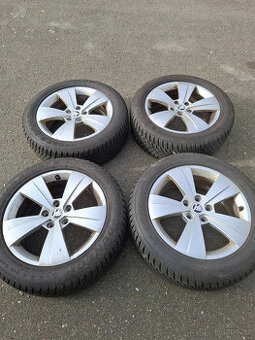 Zimní kola Superb 3 215/55/17 ET41 5x112