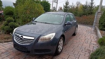 Opel Insignia 1.8 16v-103kw,rok2010,org. Km, pi stk
