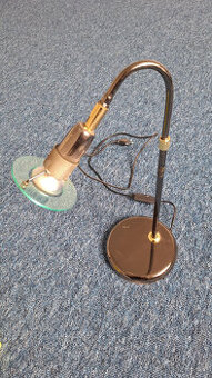 Kovová stolní lampa, chromová