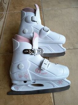 Dívčí brusle vel. 37-40