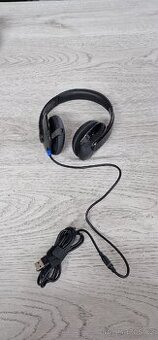 Sluchátka Logitech s kabelem a mikrofonem