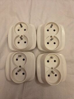 "RETRO" dvojzásuvky, objímky a průběžný kolébkový vypínač