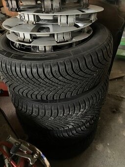 Fabia zimní kola 185/60R14