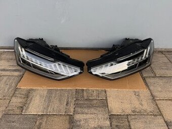levý a pravý full led matrix světlomet Audi A7 4K8