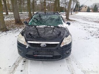 Ford Focus kombi 1.6  benzín 74 kW 2010