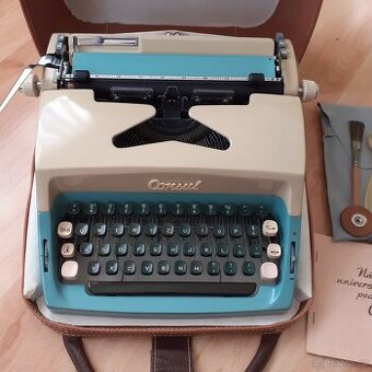 kufříkový psací stroj CONSUL - TOP stav