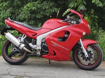 Triumph 955i Sprint ST