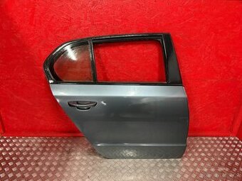 PRAVÉ ZADNÍ DVEŘE ŠKODA SUPERB 2 SEDAN LF7Y