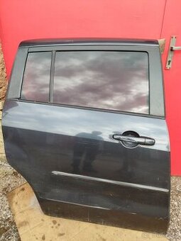 Zadní pravé dveře mazda 5 MPV