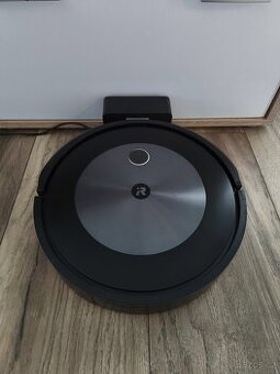 iRobot Roomba j7