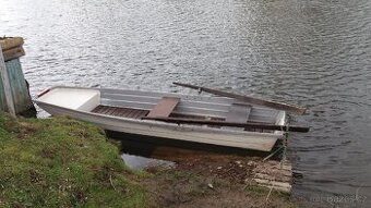 Prodej pramice Okoun