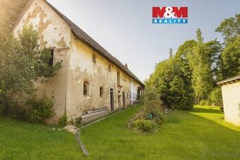 Prodej zemědělské stavby s pozemkem 5600 m2, Klokočov