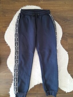 Krásné tepláky Automobili Lamborghini