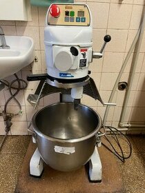Univerzální kuchyňský robot SP 200 SPAR