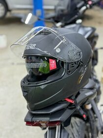 Nova helma Lazer - 1