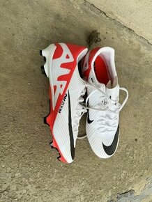 Kopačky Nike Mercurial (42,5)